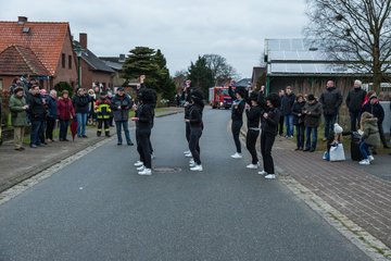 Bild 339 - Latuff Umzug